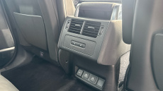 Land Rover Discovery 3.0 D300 R-Dynamic HSE 5dr Auto Diesel Station Wagon